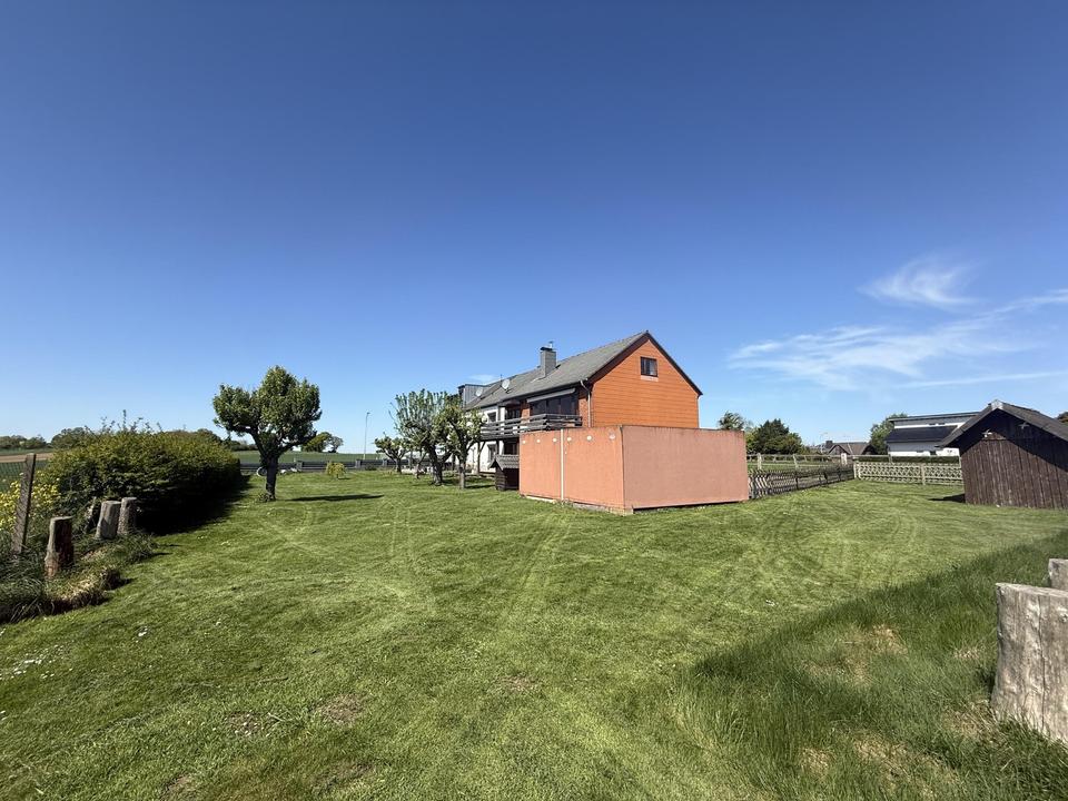 TOP - LAGE - Einfamilienhaus XXL Garage, M-Grube und großem Garten