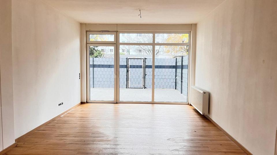 *Zwei Wohnungen u. 5x Stellplätze - Eigennutzer o. Kapitalanleger* – Bild 5