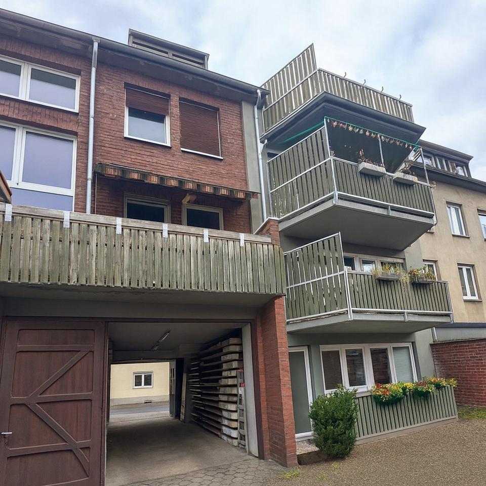 Moderne und große 4 Zimmer-Wohnung zu vermieten – Bild 19