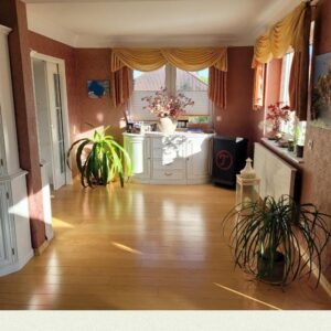 Einfamilienhaus mit Gästehaus und Nebengebäuden  zu verkaufen für 449000 €