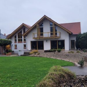 Außergewöhnlich: Haus, Grundstück & Lage