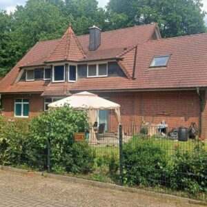 Wohnraumwunder - 4-Zimmer-Whg mit Garten u. Kamin