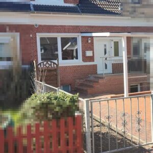 Charmantes Reihenhaus mit Garten, Hochterrasse & Einbauküche