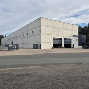 Produktions-, Montage- und Lagerhalle + Außenfläche