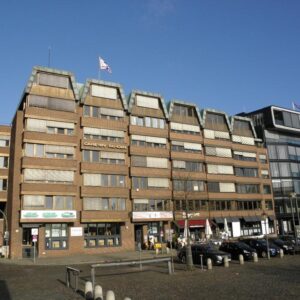 Attraktive Bürofläche am Fischmarkt mit kleinem Elbblick