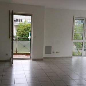 3 Zimmer Wohnung ca. 83 m2  Bahnhof Rüsselsheim