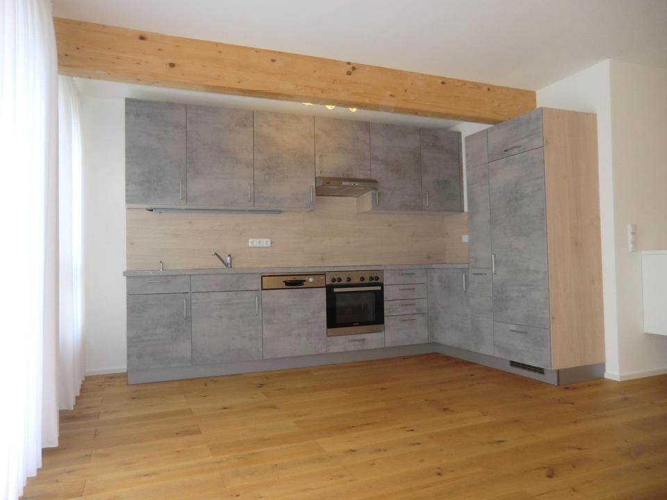 sonnige Wohnung mit großem Balkon / Terrasse – Bild 3