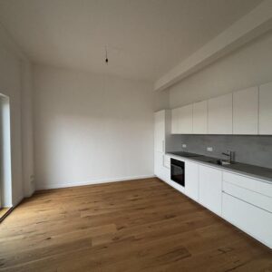 Moderne Neubau-Dachgeschosswohnung in unmittelbarer Nähe zur Schloßstraße