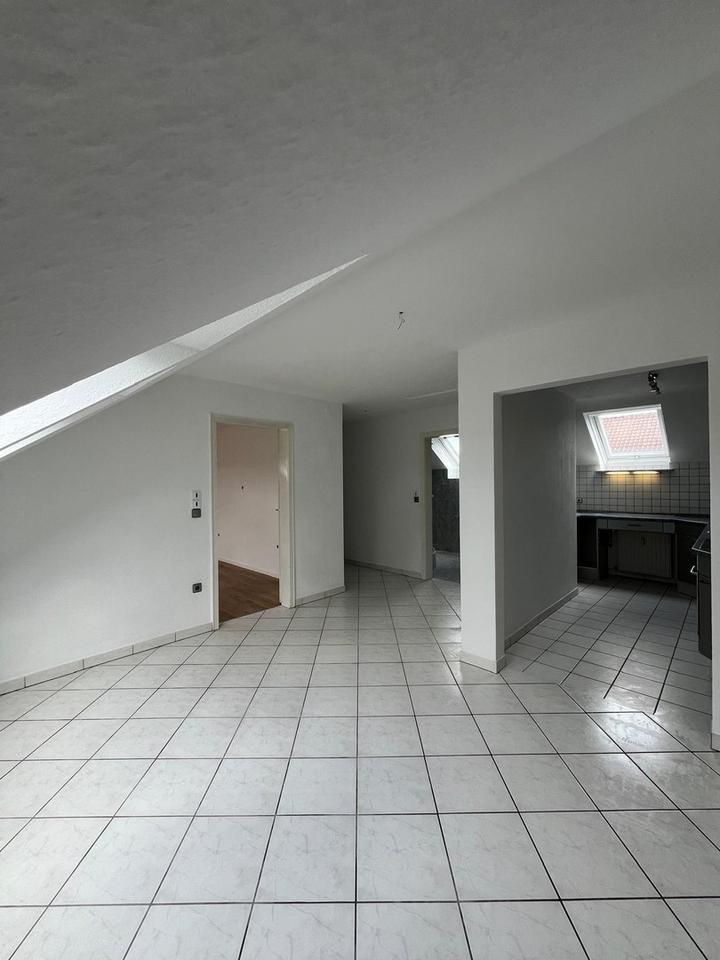 2,5 - Zimmer Dachgeschosswohnung – Bild 5