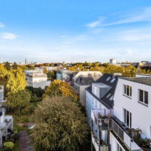 Exklusive Penthouse-Maisonette-Wohnung mit zwei Dachterrassen über den Dächern von Hamburg