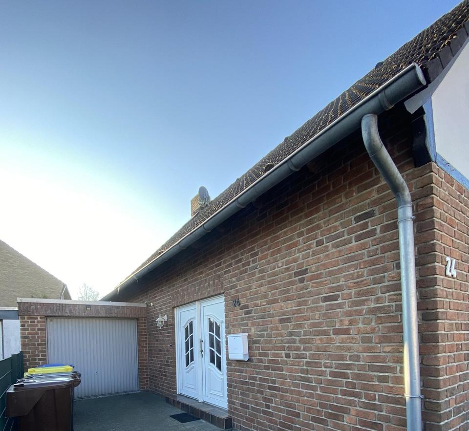 Teilsaniertes freistehendes Ein-Zweifamilienhaus zentral, ruhig und seenah in Lobberich – Bild 3