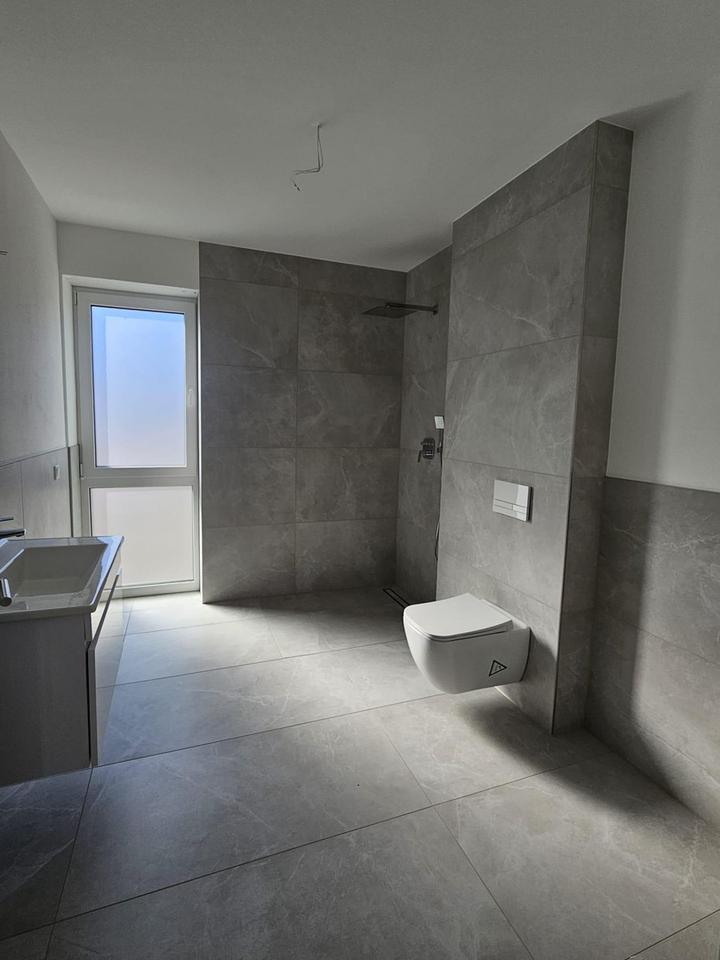 **Modern, Geräumig, Familiär: Das ideale Zuhause für Jedermann !** – Bild 10