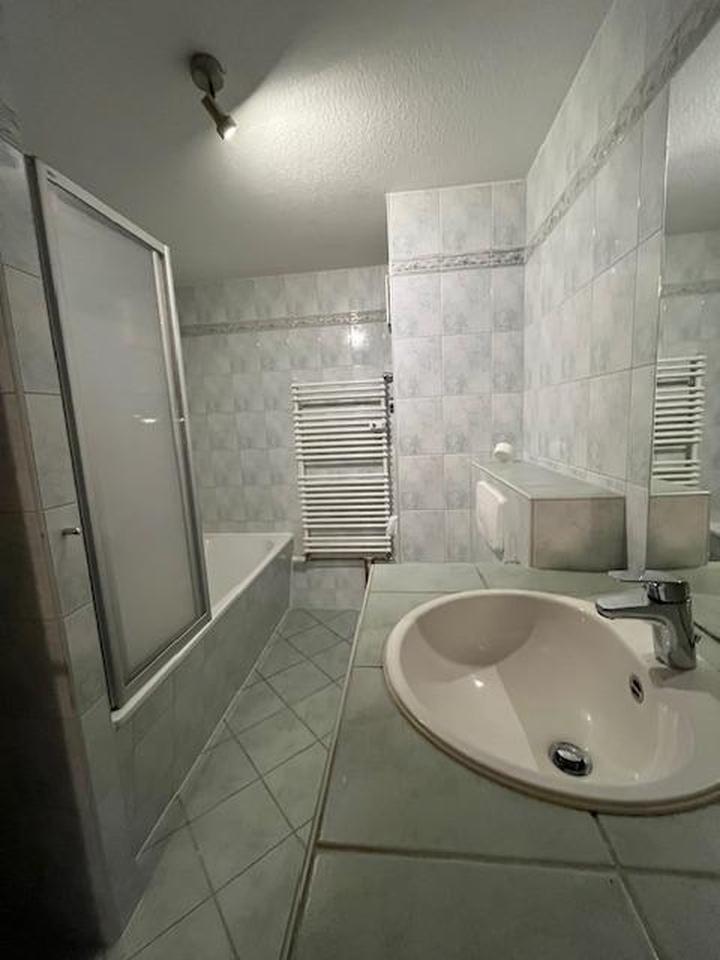 Attraktives MFH mit 7 WE topsaniert am Park der Generationen in 08468 Reichenbach – Bild 17