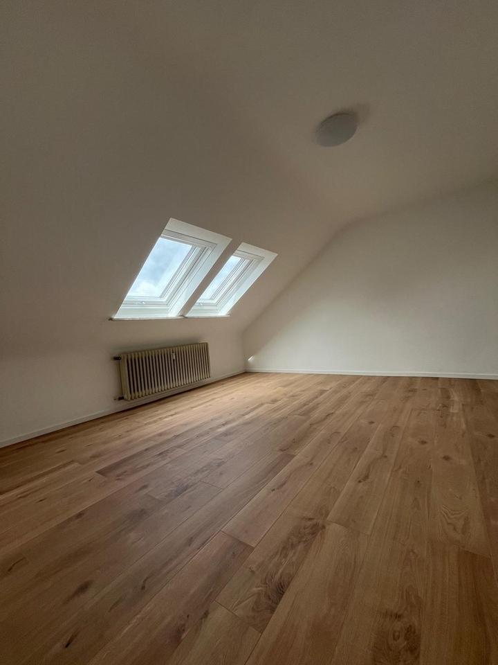 2,5 - Zimmer Dachgeschosswohnung