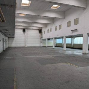 Beheizbare Halle mit Rampe in Passau-Heining