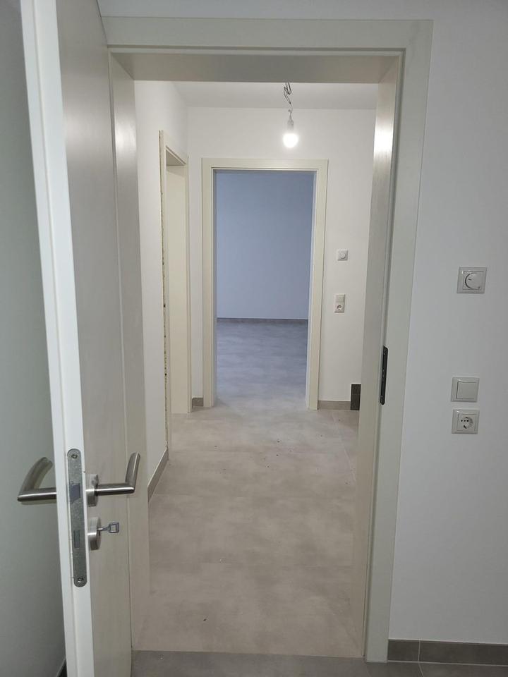 Neubau-Doppelhaushälfte mit Einliegerbereich & Garten – ideal für Familien oder Homeoffice – Bild 10