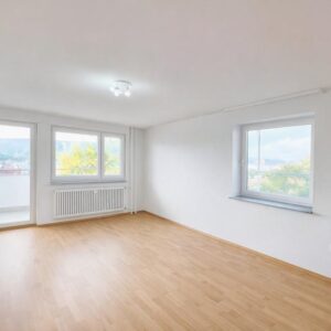 Hochwertig sanierte 3,5-Zimmer-Wohnung mit offener Küche, Balkon & Stellplatz – bezugsfrei ab 01.02.