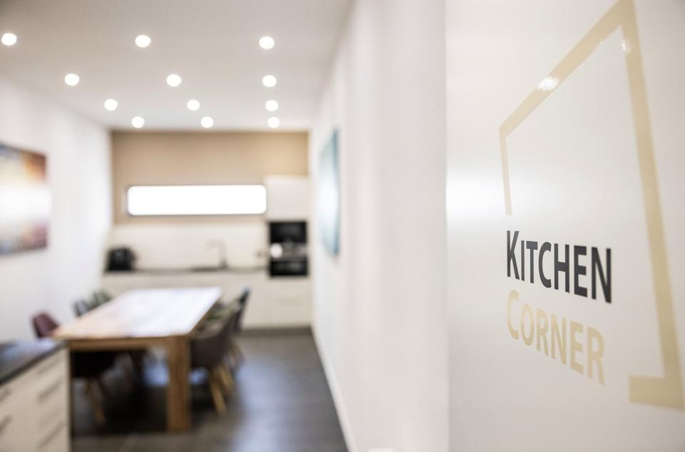 Professionelles Arbeiten in stilvollem Umfeld - Moderne Arbeitsplätze – Bild 15