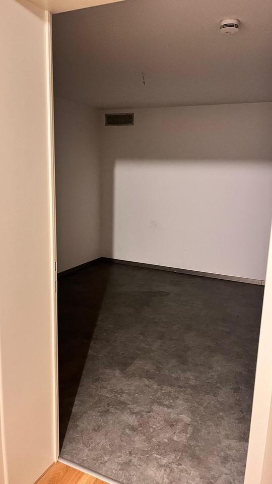 *Zwei Wohnungen u. 5x Stellplätze - Eigennutzer o. Kapitalanleger* – Bild 18