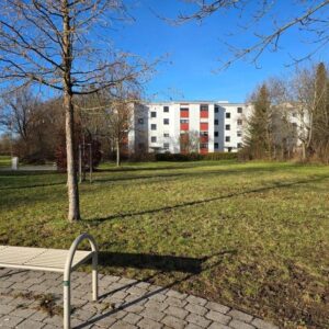 Helle 3- Zimmer Wohnung mit tollem Ausblick auf Park für Naturliebhaber, in Königsbrunn
