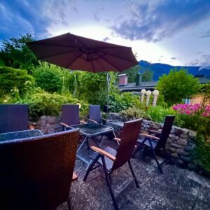 Großes Grundstück in bester Lage im Zentrum von Grainau, für MFH, Hotel etc.