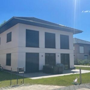 Traumhafte 4 Raumwohnung mit Garten in einer Villa "Am Kirschgarten"