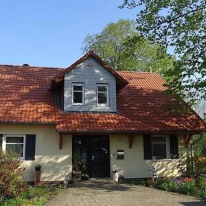 Einfamilienhaus mit traumhaftem Panoramablick. DG kann als Einliegerwohnung genutzt werden.