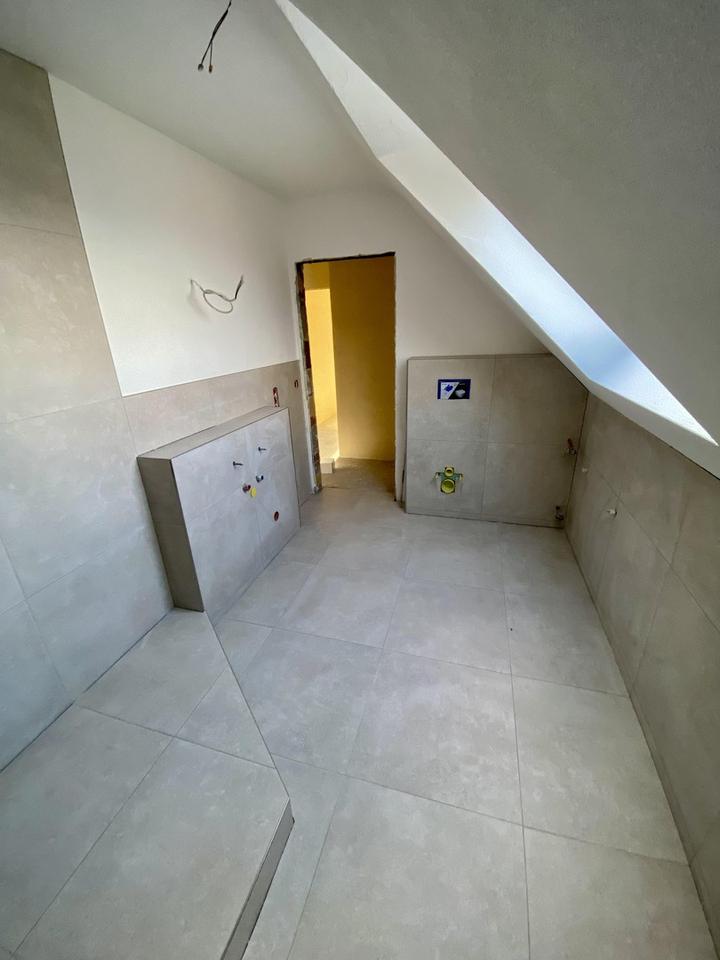 Teilsaniertes freistehendes Ein-Zweifamilienhaus zentral, ruhig und seenah in Lobberich – Bild 9