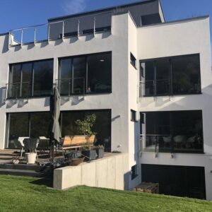 Villa: Design trifft Energieeffizienz