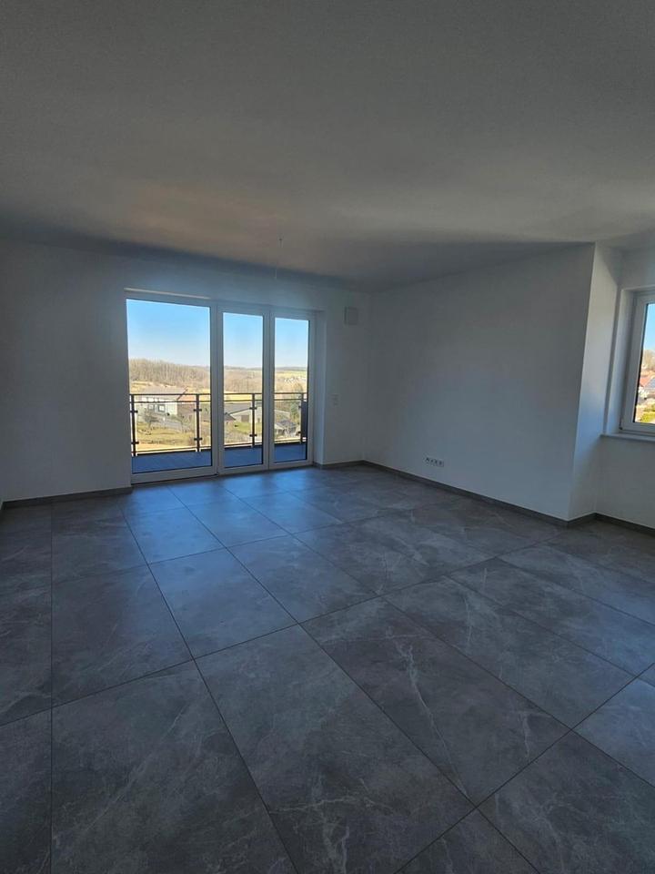 **Design trifft Komfort: Wohnen mit Stil !** – Bild 4