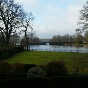 Möbl. EIN-Zimmer-Whg  2400 qm Garten S/W direkt am Wasser mit Blick auf Alster
