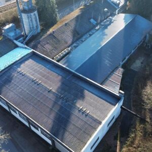 Prdouktions- /Lagerhalle mit Verwaltungsgebäude und Betriebswohnung