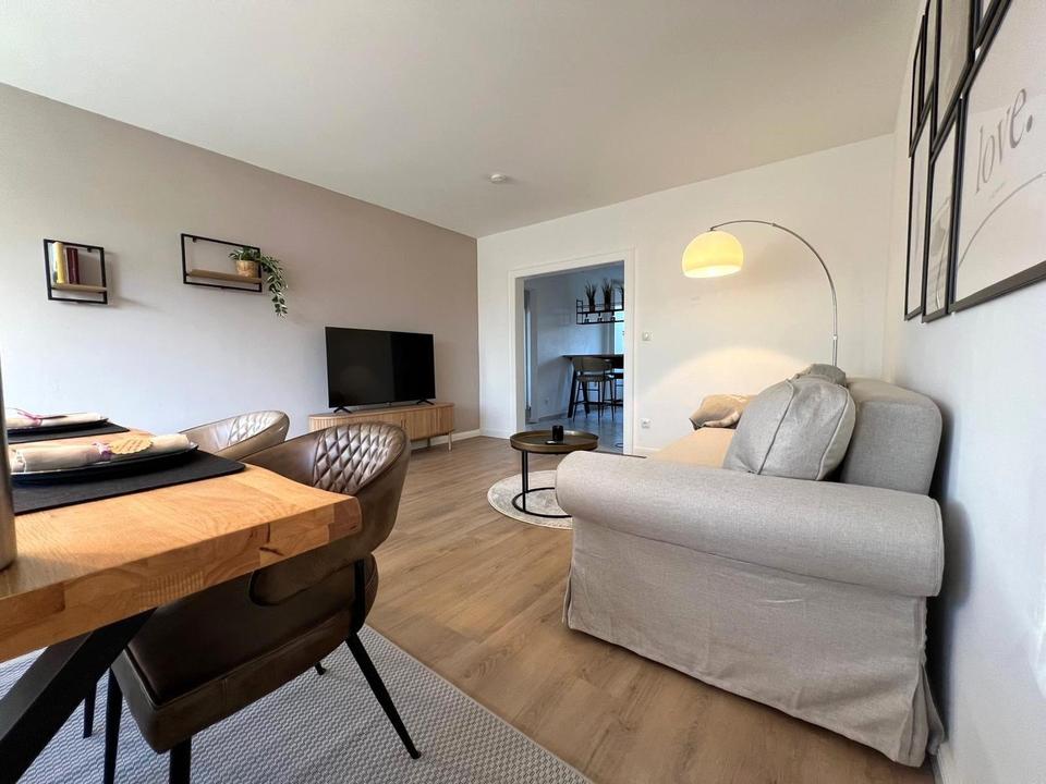 Stilvolle, möblierte 3-Zimmer-Wohnung in Hamburg-Poppenbüttel – Bild 3