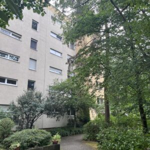 Gepflegte 2-Zimmer-Wohnung im 2. OG mit Balkon in Nürnberg-Langwasser Südwest