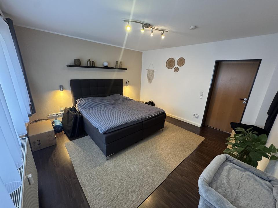 Moderne und große 4 Zimmer-Wohnung zu vermieten – Bild 4