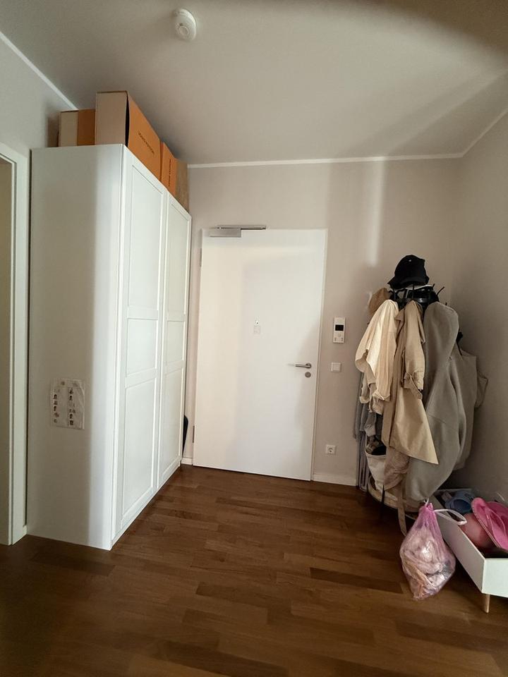 Charmante Wohnung im Schmargendorf BJ 2016 Gäste WC Balkon Garderobe Fußbodenheizung TiefgaragenStPl – Bild 3