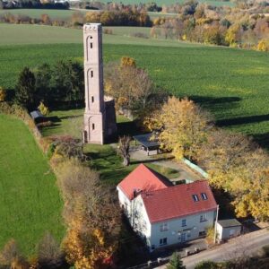 Seltene Gelegenheit: Döbelner Holländerturm mit Wohnhaus und 2.770m² Grundstück