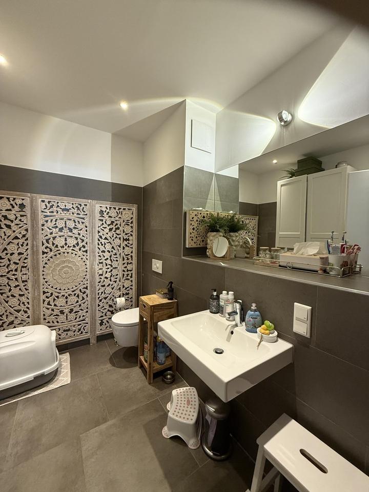 Charmante Wohnung im Schmargendorf BJ 2016 Gäste WC Balkon Garderobe Fußbodenheizung TiefgaragenStPl – Bild 11