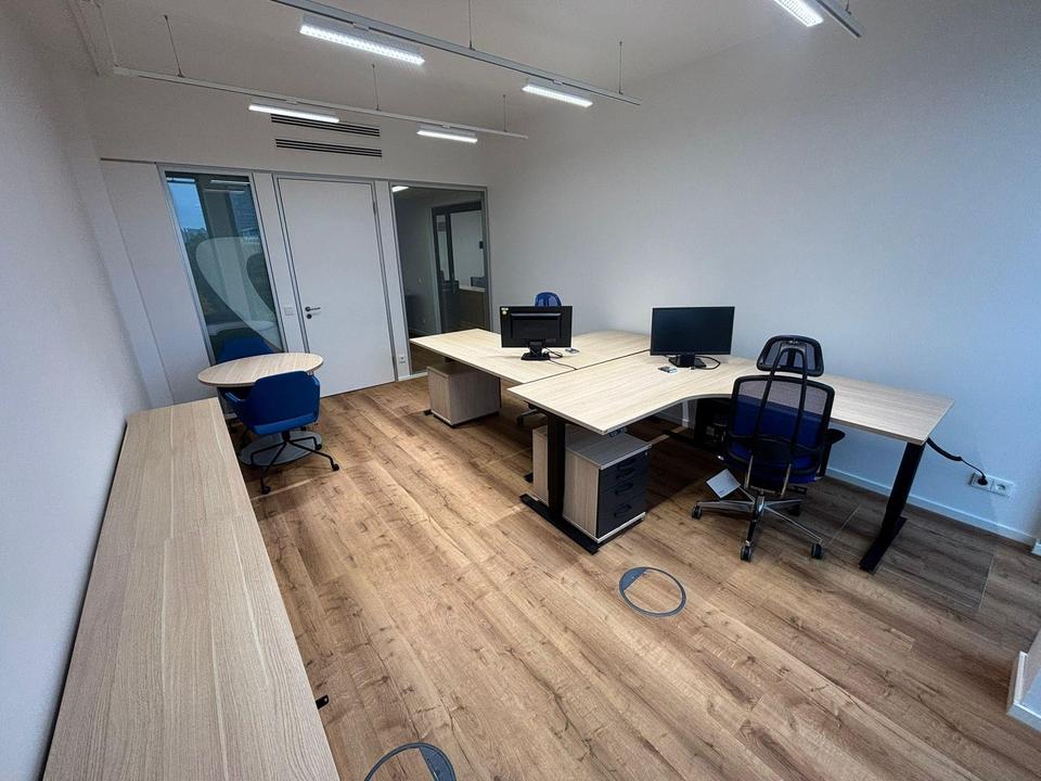 Sonnendurchflutete Panorama-Arbeitsplätze, Einzelbüros & Meetingräume – sofort bezugsfähig am OEZ – Bild 7