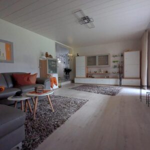 von Privat renovierte sofort bezugsfertige 4,5-Zi. Wohnung Filderstadt