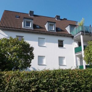 Schöne & ruhige 2,5 Zimmer, 54qm Wohnung Terrasse & Garten & EBK