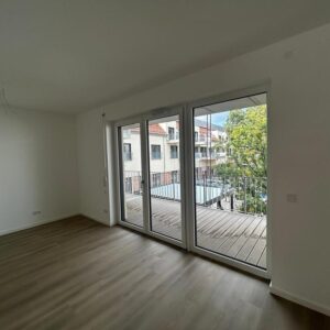 **Neubau** Charmante 3-Zimmer-Wohnung mit Einbauküche und Balkon