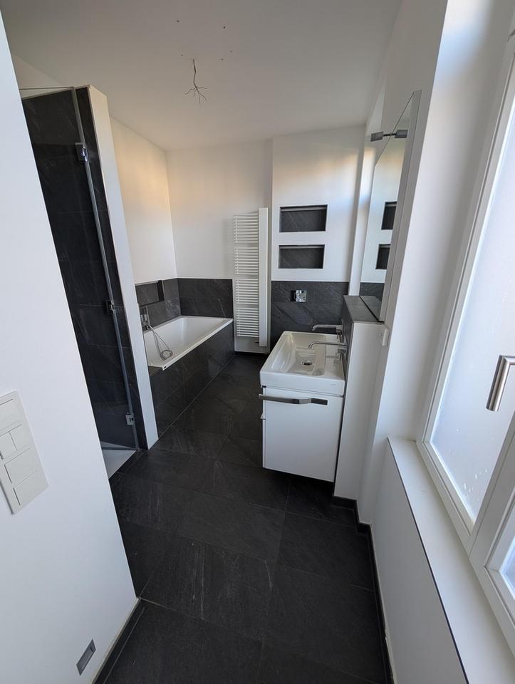 Moderne und großzügige Wohnung mit Premium-Ausstattung Nahe Hackescher Markt – Bild 10