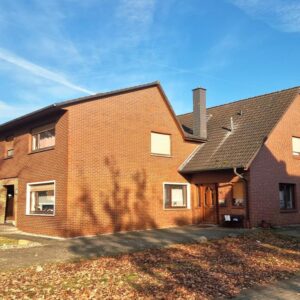 Großzügiges Zweifamilienhaus mit Doppelgarage - PROVISIONSFREI - flexible Nutzungsmöglichkeiten