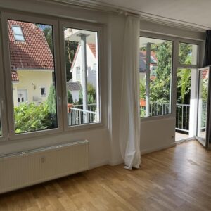*PROVISIONSFREI* 4-Raum-Maisonette-Wohnung mit Balkon, Terrasse und Einbauküche in Berlin Zehlendorf