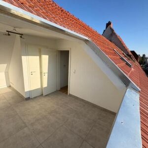 Tolle Kernsanierte Dachgeschoss wohnung mit Dachterasse