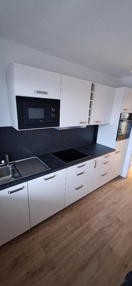 Büro/Praxisfläche ca. 100 qm in Bad Soden kernsaniert, Bahnhofnähe, bis zu 4 KFZ Stellpl. – Bild 6