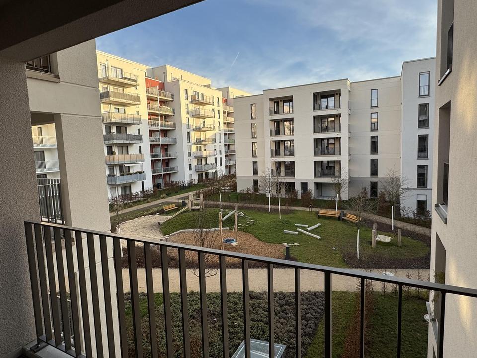 Neubau Erstbezug: 3-Zimmer Wohnung im 2.OG mit Blick ins Grüne