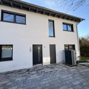 Exklusives Einfamilienhaus (KfW40plus) mit 7 Zimmern, Wellnessbereich, High-End-Technik