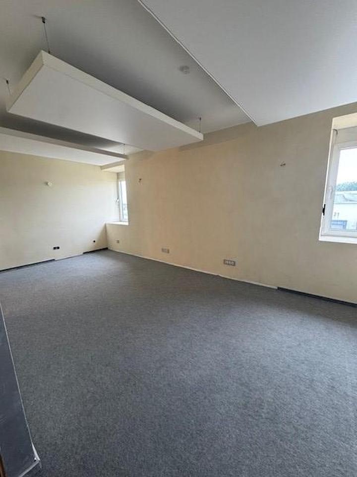 Vielseitig nutzbare Gewerbefläche mit großem Gestaltungsspielraum, 8€ pro m² – Bild 9